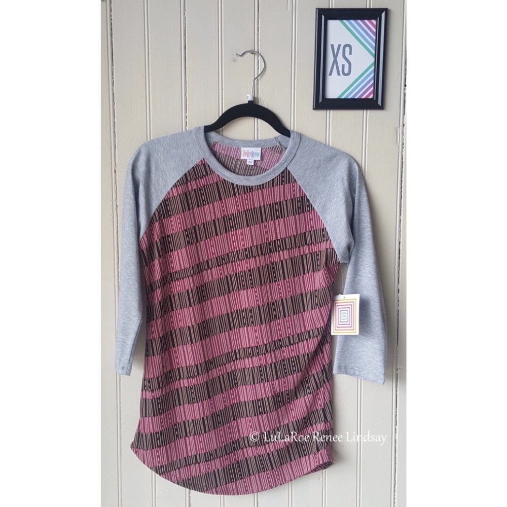 BNWT Lularoe Randy Tee